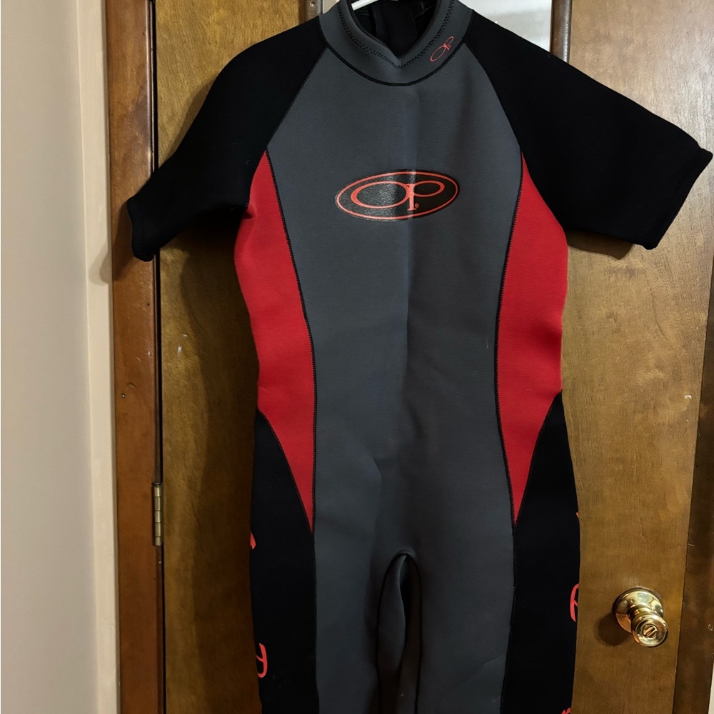OP Black and Red Dynamic Rash Guard